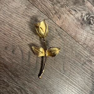 Giovanni Gold Rose Vintage Brooch